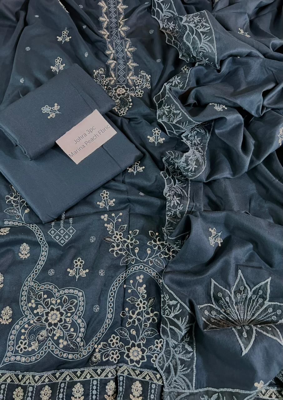 Johra Marina Peach 3-Piece Winter Collection 2025 – Heavy Embroidered Suit with Laser Cut Shawl