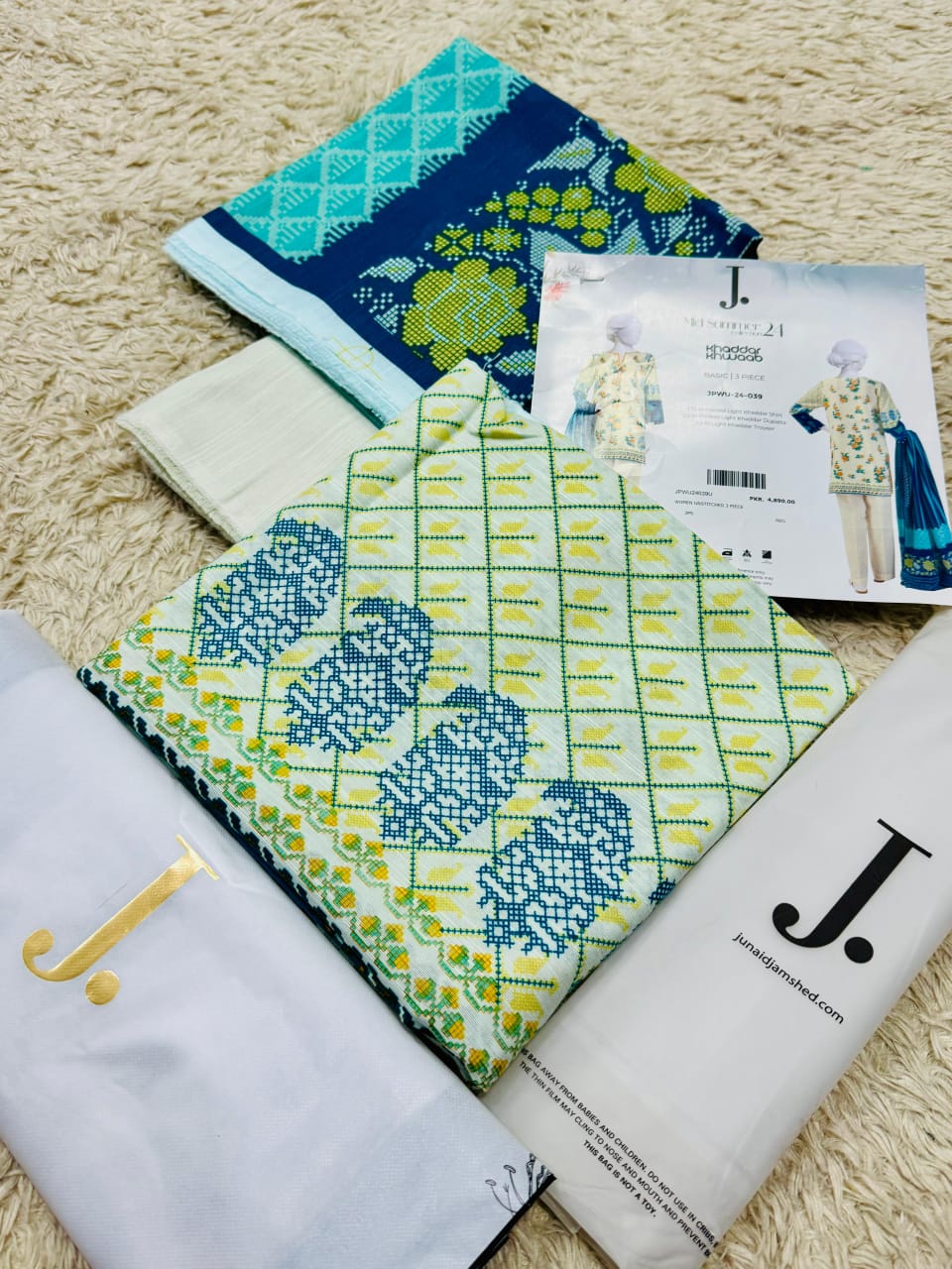 J. Outlet Stock – Original Khaddar Collection 2025 (3-Piece Unstitched Suit)