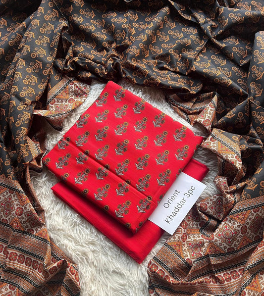 Almirah & Orient – Khaddar Collection 2025 (3-Piece Unstitched Suit)