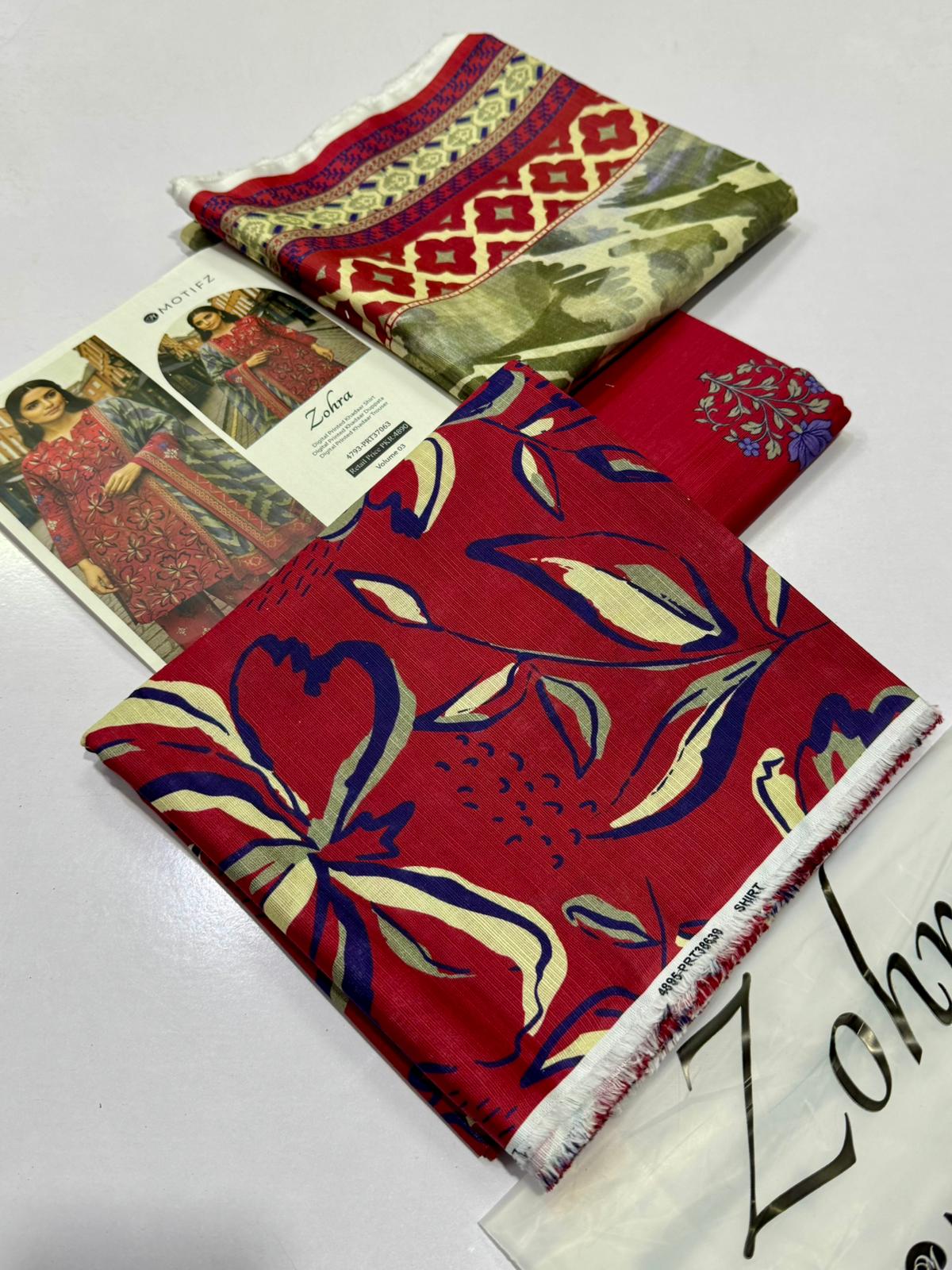 ZOHRA by Motifz – Khaddar Collection 2025 (3-Piece Printed Suit)