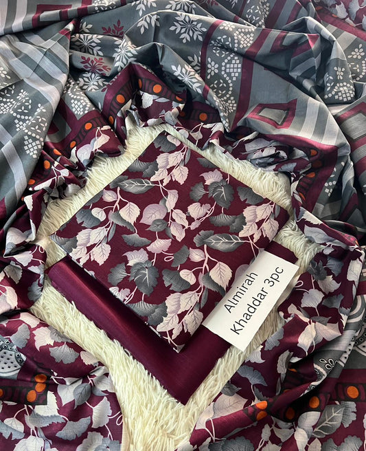 Almirah & Orient – Khaddar Collection 2025 (3-Piece Unstitched Suit)