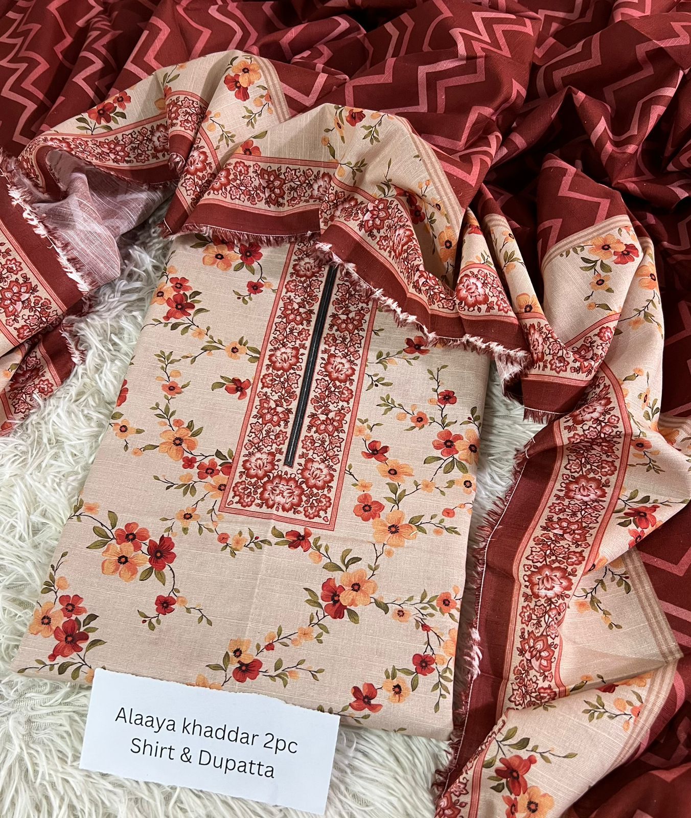 Alaya Khaddar 2-Piece Printed Winter Collection 2025 – Premium Khaddar Suit